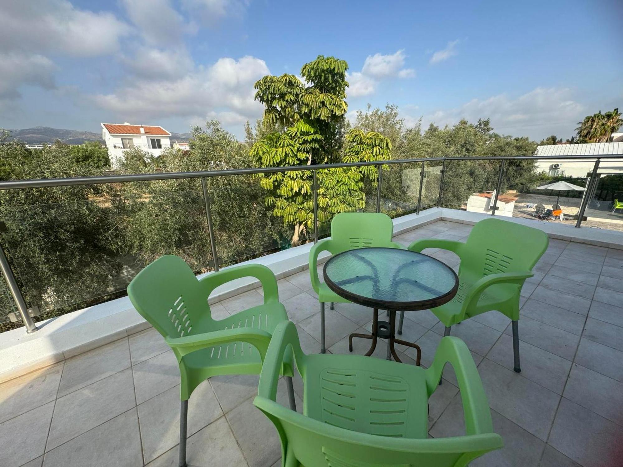 Villa Coralia Gardens 1Km From Coral Bay Beach Extérieur photo